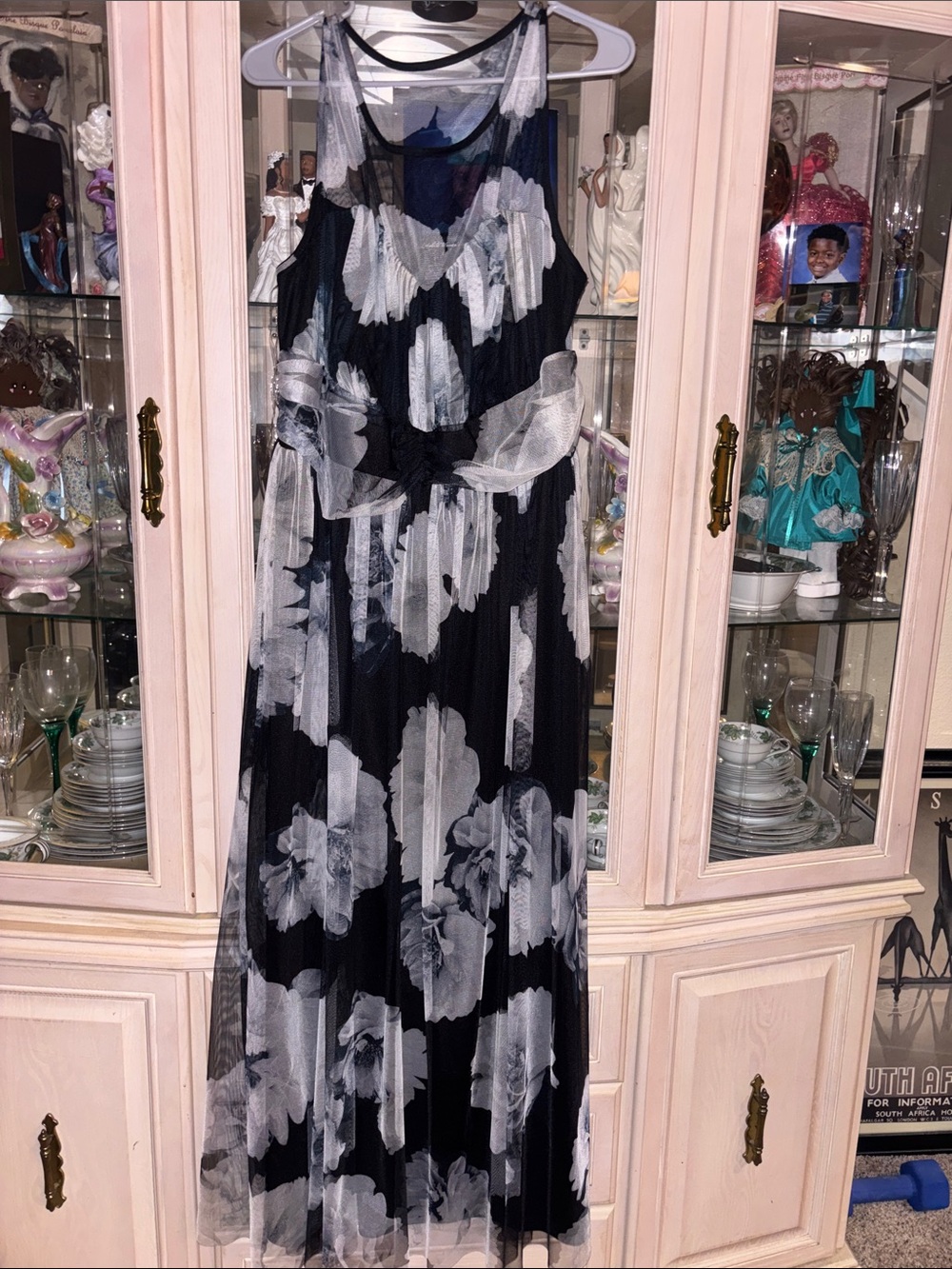 Xscape Black and White Floral Maxi Gown